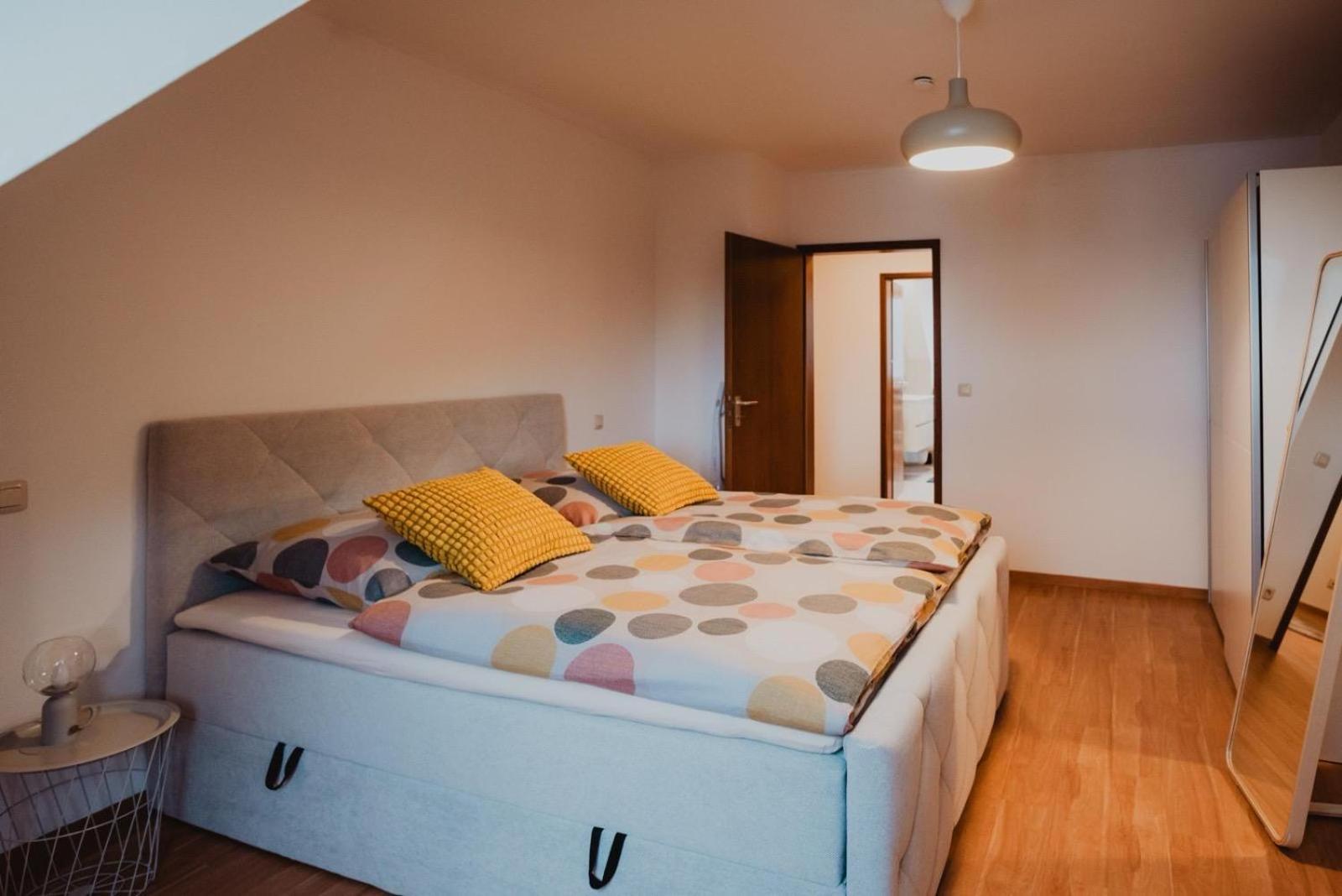 Zentral, Loggia, Tg-platz Appartement Augsbourg